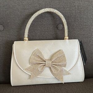 NWT Elegant Cream rhinestones Bow Handbag